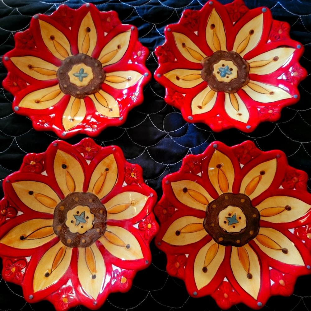 VINTAGE RARE PIER ONE IMPORTS FLOWER PLATES BEAUTIFUL EXCELLENT CONDITION